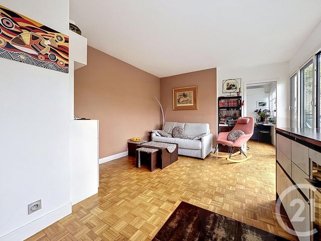 Appartement F2 à vendre - 2 pièces - 37.0 m2 - PARIS - 75018 - ILE-DE-FRANCE - Century 21 Joffrin Immobilier