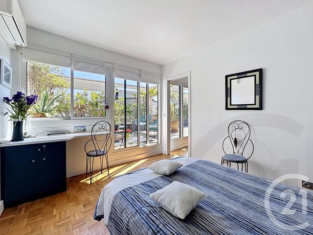 Appartement F2 à vendre - 2 pièces - 37.0 m2 - PARIS - 75018 - ILE-DE-FRANCE - Century 21 Joffrin Immobilier