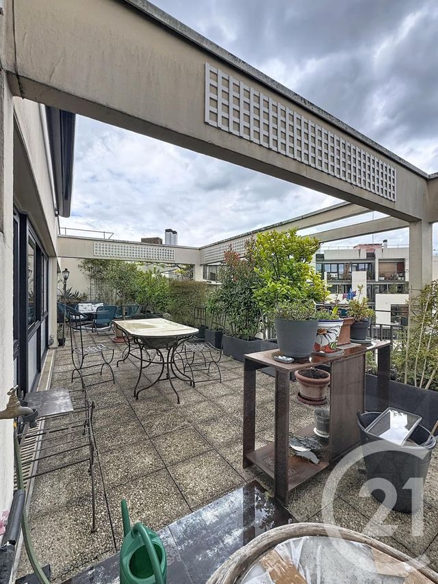 Appartement F2 à vendre - 2 pièces - 37.0 m2 - PARIS - 75018 - ILE-DE-FRANCE - Century 21 Joffrin Immobilier