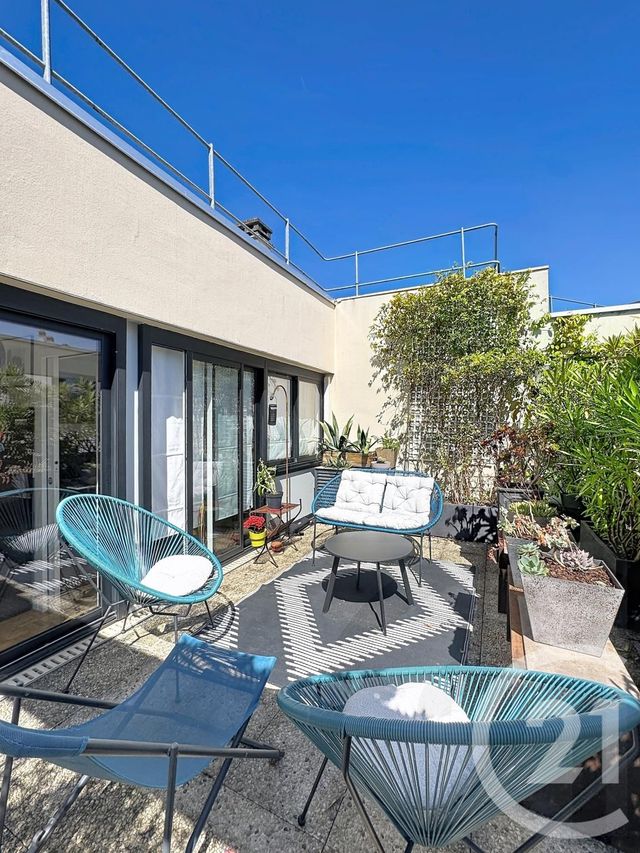 Appartement F2 à vendre - 2 pièces - 37.0 m2 - PARIS - 75018 - ILE-DE-FRANCE - Century 21 Joffrin Immobilier