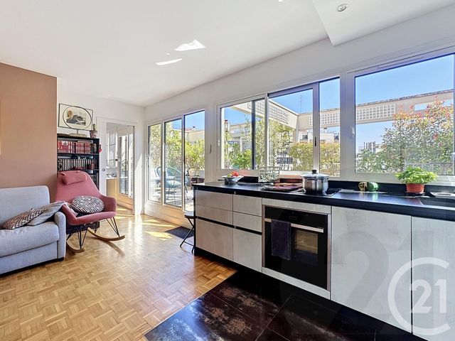Appartement F2 à vendre - 2 pièces - 37.0 m2 - PARIS - 75018 - ILE-DE-FRANCE - Century 21 Joffrin Immobilier