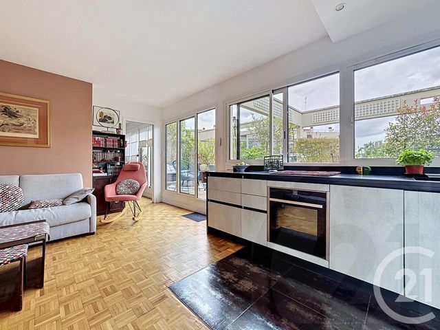 Appartement F2 à vendre - 2 pièces - 37.0 m2 - PARIS - 75018 - ILE-DE-FRANCE - Century 21 Joffrin Immobilier