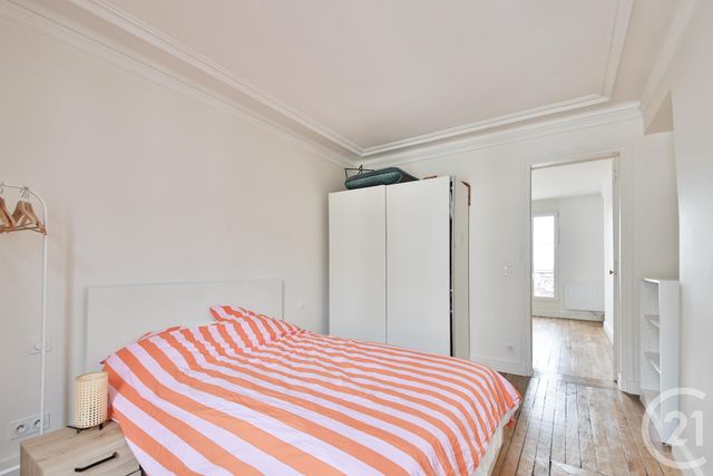 Appartement F2 à vendre - 2 pièces - 42.0 m2 - PARIS - 75018 - ILE-DE-FRANCE - Century 21 Joffrin Immobilier