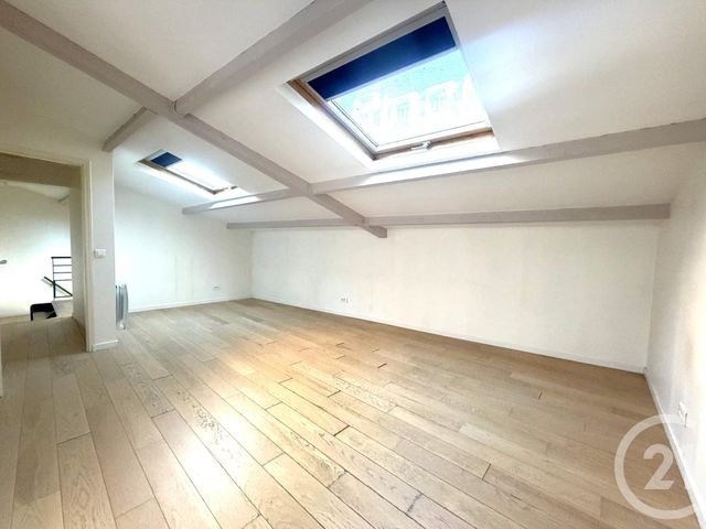 Appartement F4 à vendre - 4 pièces - 85.0 m2 - PARIS - 75018 - ILE-DE-FRANCE - Century 21 Joffrin Immobilier