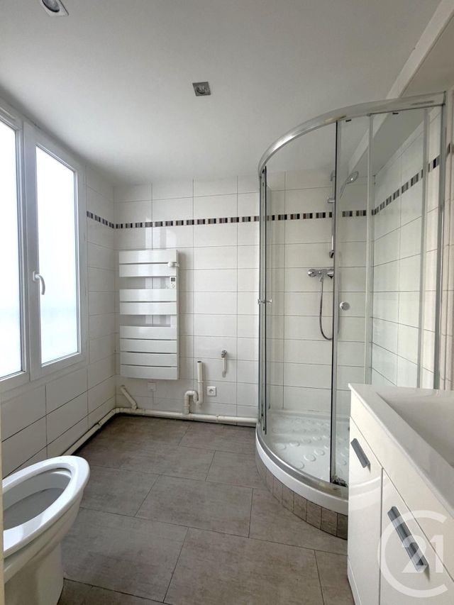 Appartement F4 à vendre - 4 pièces - 85.0 m2 - PARIS - 75018 - ILE-DE-FRANCE - Century 21 Joffrin Immobilier