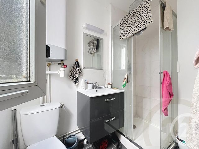 Appartement F2 à vendre - 2 pièces - 27.3 m2 - PARIS - 75018 - ILE-DE-FRANCE - Century 21 Joffrin Immobilier