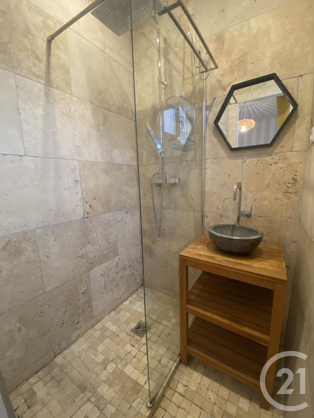 Appartement F3 à louer - 3 pièces - 59.13 m2 - PARIS - 75018 - ILE-DE-FRANCE - Century 21 Joffrin Immobilier