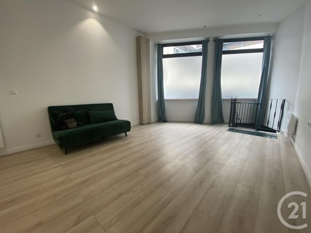 Appartement F3 à louer - 3 pièces - 59.13 m2 - PARIS - 75018 - ILE-DE-FRANCE - Century 21 Joffrin Immobilier