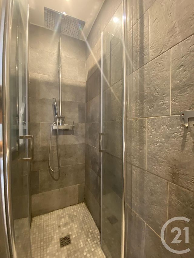 Appartement F3 à louer - 3 pièces - 59.13 m2 - PARIS - 75018 - ILE-DE-FRANCE - Century 21 Joffrin Immobilier