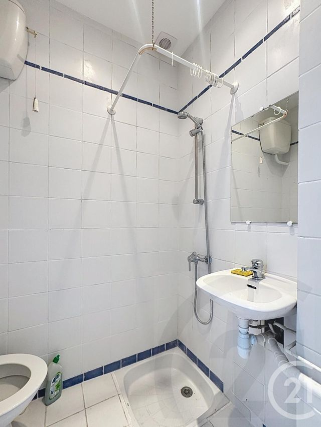 Appartement F1 à vendre - 1 pièce - 18.0 m2 - PARIS - 75018 - ILE-DE-FRANCE - Century 21 Joffrin Immobilier