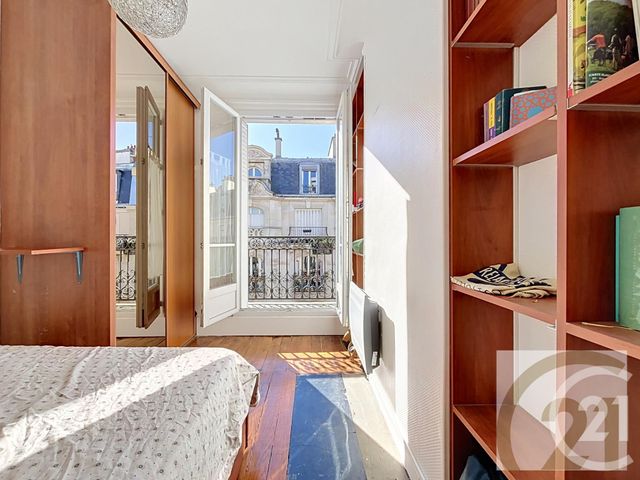 Appartement F2 à vendre - 2 pièces - 38.59 m2 - PARIS - 75018 - ILE-DE-FRANCE - Century 21 Joffrin Immobilier