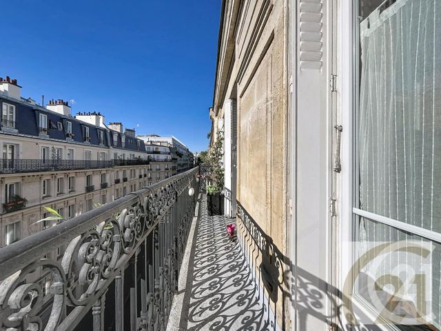 Appartement F2 à vendre - 2 pièces - 38.59 m2 - PARIS - 75018 - ILE-DE-FRANCE - Century 21 Joffrin Immobilier