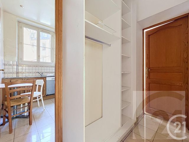 Appartement à vendre - 3 pièces - 75.09 m2 - PARIS - 75018 - ILE-DE-FRANCE - Century 21 Joffrin Immobilier