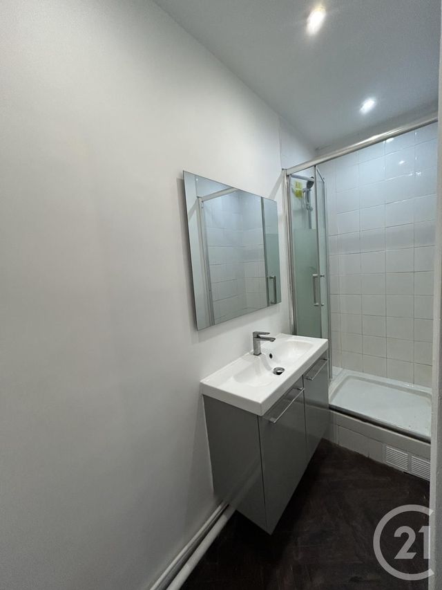 Appartement F2 à louer - 2 pièces - 31.34 m2 - PARIS - 75018 - ILE-DE-FRANCE - Century 21 Joffrin Immobilier