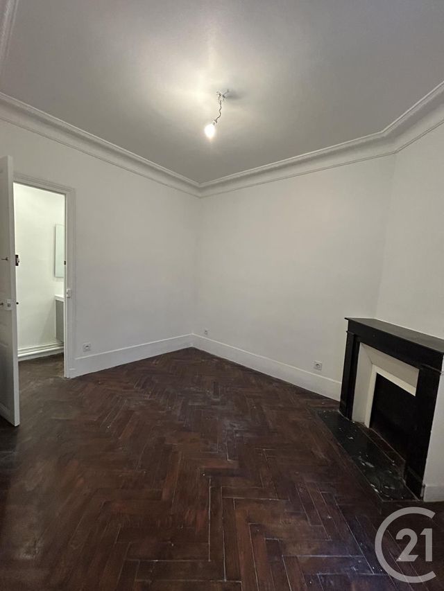 Appartement F2 à louer - 2 pièces - 31.34 m2 - PARIS - 75018 - ILE-DE-FRANCE - Century 21 Joffrin Immobilier