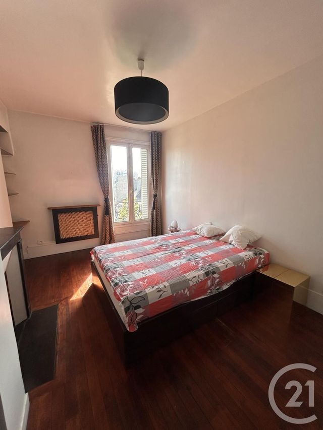 Appartement T2 à louer - 2 pièces - 43.53 m2 - PARIS - 75018 - ILE-DE-FRANCE - Century 21 Joffrin Immobilier