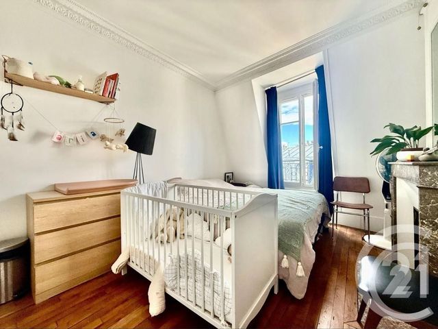 Appartement F2 à vendre - 2 pièces - 45.0 m2 - PARIS - 75018 - ILE-DE-FRANCE - Century 21 Joffrin Immobilier