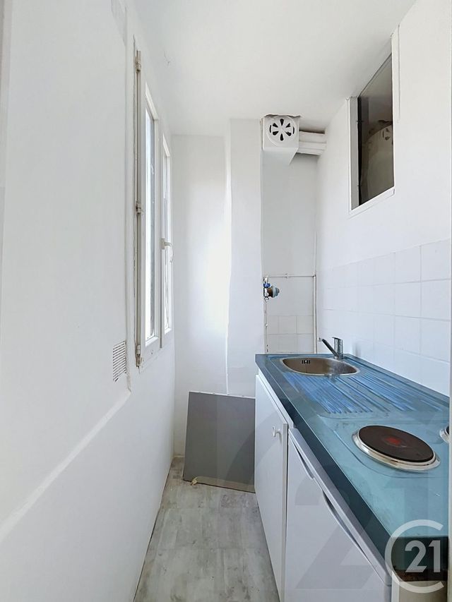 Appartement F1 à vendre - 1 pièce - 15.0 m2 - AUBERVILLIERS - 93 - ILE-DE-FRANCE - Century 21 Joffrin Immobilier