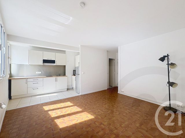 Appartement F2 à vendre - 2 pièces - 39.0 m2 - PARIS - 75018 - ILE-DE-FRANCE - Century 21 Joffrin Immobilier