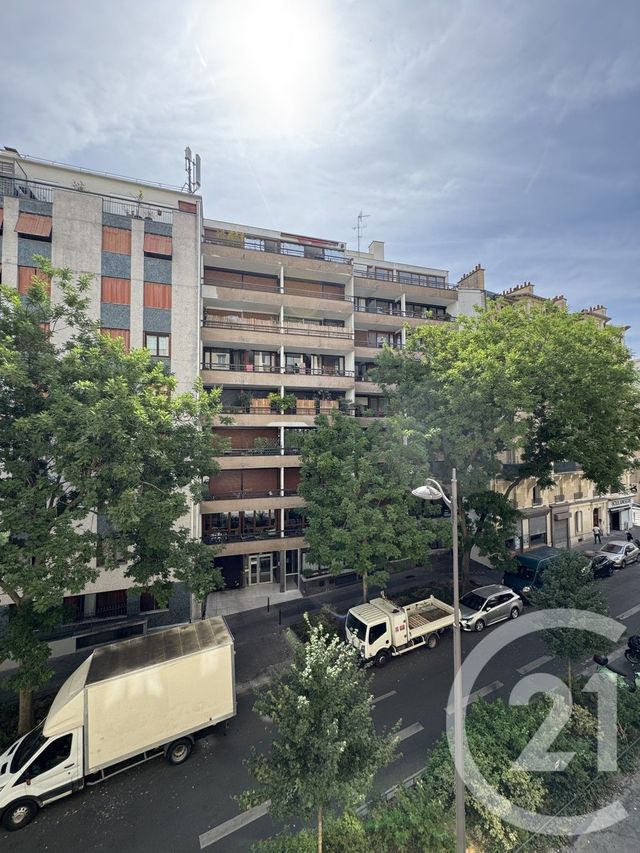 Appartement F2 à vendre - 2 pièces - 39.0 m2 - PARIS - 75018 - ILE-DE-FRANCE - Century 21 Joffrin Immobilier
