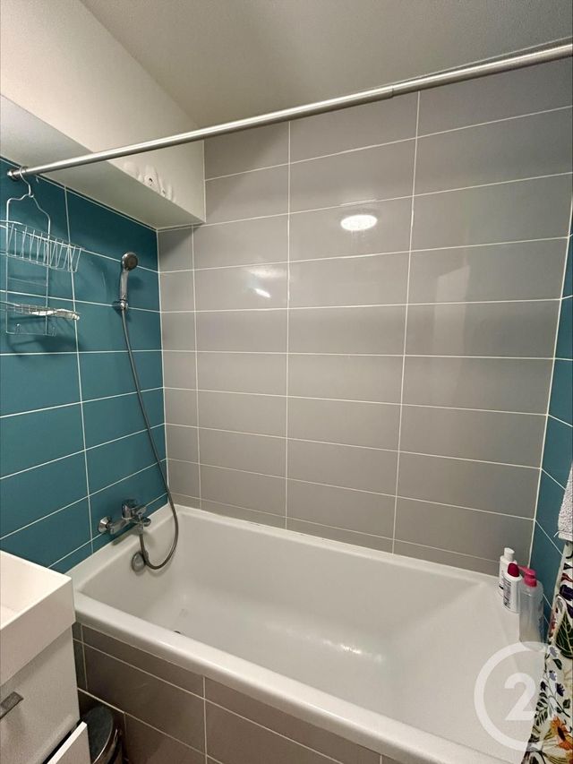 Appartement F2 à louer - 2 pièces - 46.07 m2 - PARIS - 75018 - ILE-DE-FRANCE - Century 21 Joffrin Immobilier