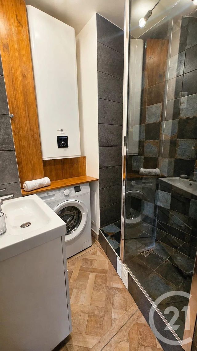 Appartement F3 à vendre - 3 pièces - 65.0 m2 - PARIS - 75018 - ILE-DE-FRANCE - Century 21 Joffrin Immobilier