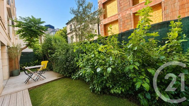 Appartement F3 à vendre - 3 pièces - 65.0 m2 - PARIS - 75018 - ILE-DE-FRANCE - Century 21 Joffrin Immobilier