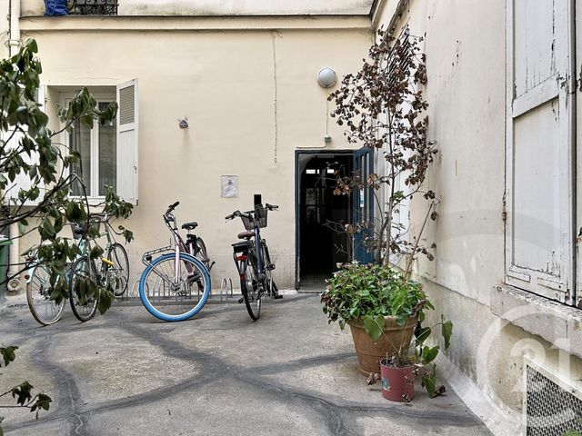 Appartement F2 à vendre - 2 pièces - 32.5 m2 - PARIS - 75018 - ILE-DE-FRANCE - Century 21 Joffrin Immobilier