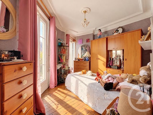 Appartement F4 à vendre - 4 pièces - 60.0 m2 - PARIS - 75018 - ILE-DE-FRANCE - Century 21 Joffrin Immobilier