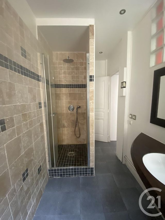 Appartement F3 à louer - 3 pièces - 46.93 m2 - PARIS - 75018 - ILE-DE-FRANCE - Century 21 Joffrin Immobilier