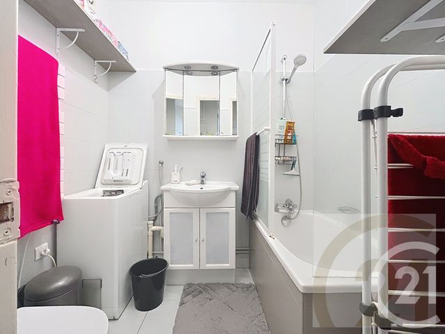Appartement F2 à vendre - 2 pièces - 40.05 m2 - PARIS - 75018 - ILE-DE-FRANCE - Century 21 Joffrin Immobilier