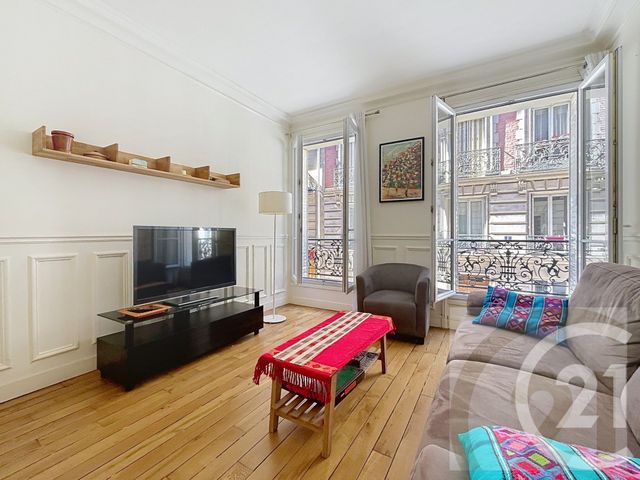 Appartement F2 à vendre - 2 pièces - 40.05 m2 - PARIS - 75018 - ILE-DE-FRANCE - Century 21 Joffrin Immobilier