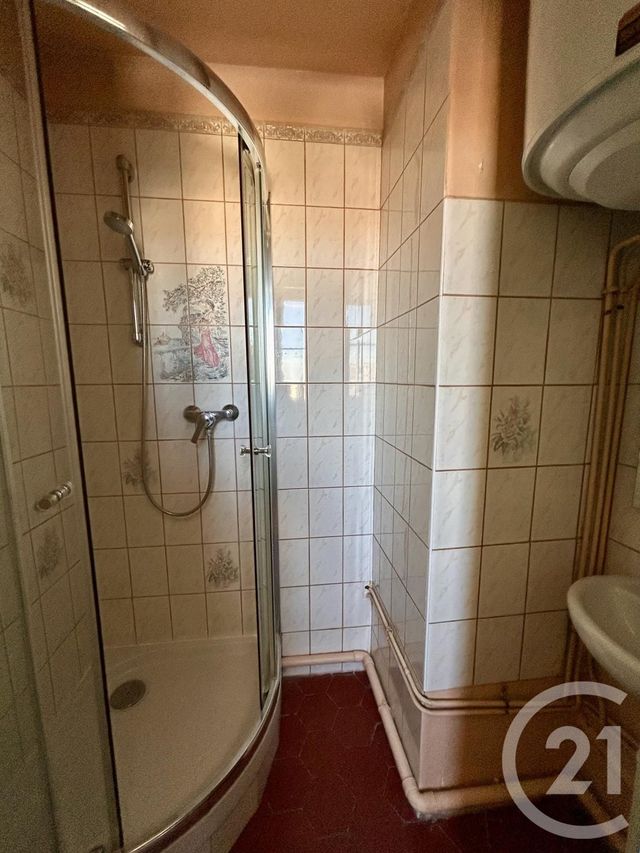 Appartement F1 à louer - 1 pièce - 17.4 m2 - PARIS - 75018 - ILE-DE-FRANCE - Century 21 Joffrin Immobilier