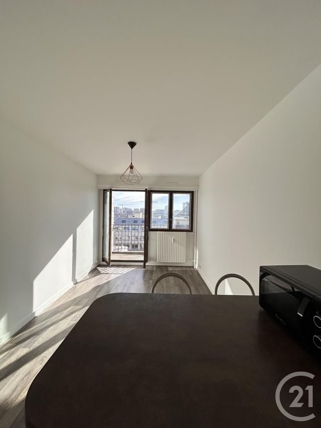 Appartement F1 à louer - 1 pièce - 25.67 m2 - PARIS - 75018 - ILE-DE-FRANCE - Century 21 Joffrin Immobilier