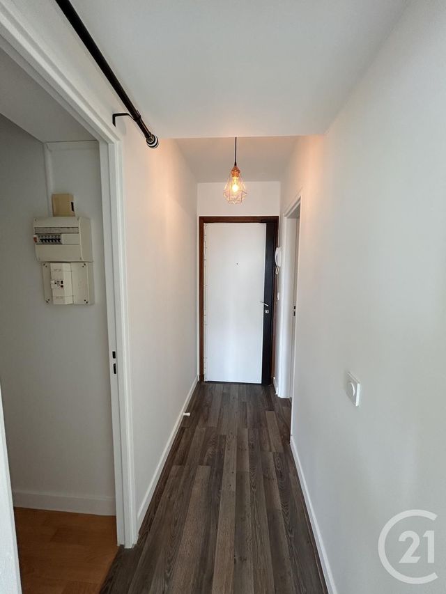 Appartement F1 à louer - 1 pièce - 25.67 m2 - PARIS - 75018 - ILE-DE-FRANCE - Century 21 Joffrin Immobilier