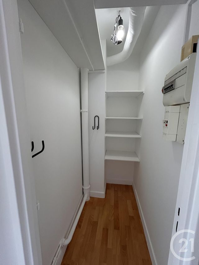 Appartement F1 à louer - 1 pièce - 25.67 m2 - PARIS - 75018 - ILE-DE-FRANCE - Century 21 Joffrin Immobilier