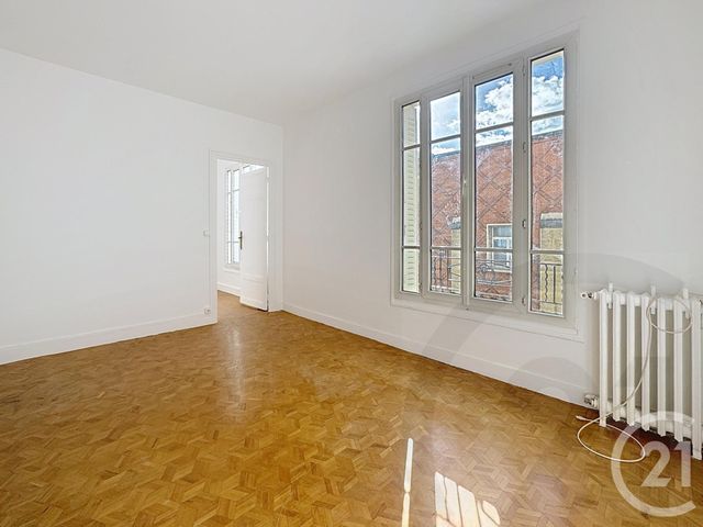 Appartement F3 à vendre - 3 pièces - 47.11 m2 - PARIS - 75018 - ILE-DE-FRANCE - Century 21 Joffrin Immobilier