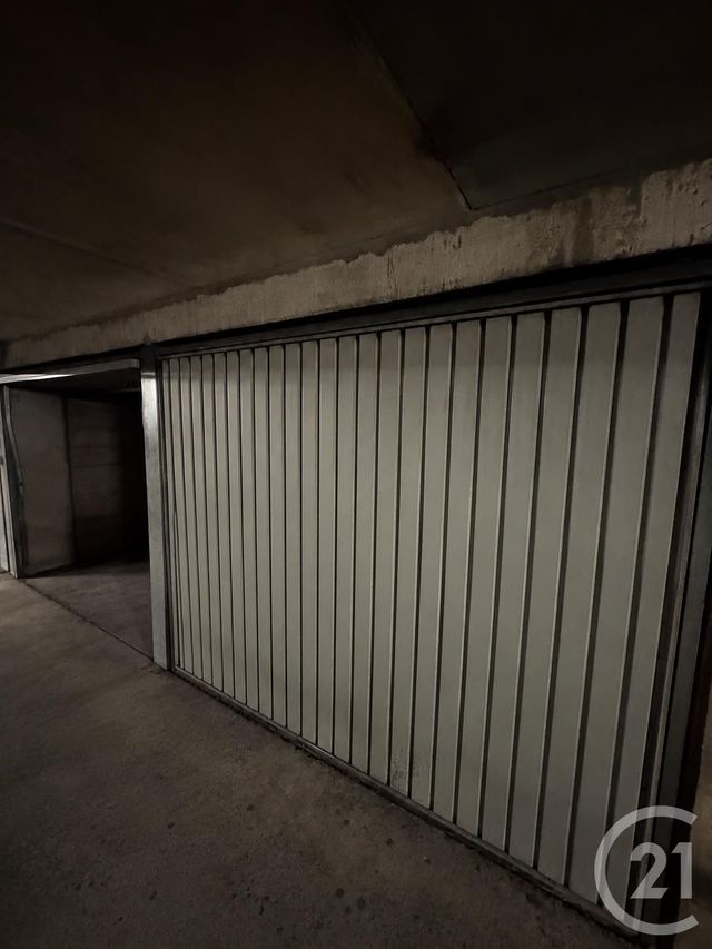 parking à vendre - 13.0 m2 - PARIS - 75018 - ILE-DE-FRANCE - Century 21 Joffrin Immobilier