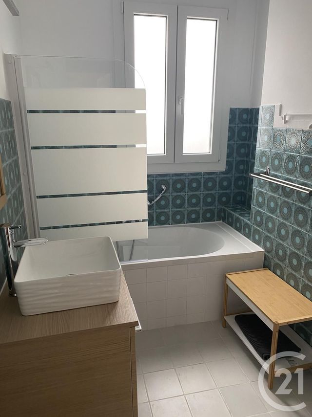 Appartement F2 à louer - 2 pièces - 36.5 m2 - PARIS - 75018 - ILE-DE-FRANCE - Century 21 Joffrin Immobilier