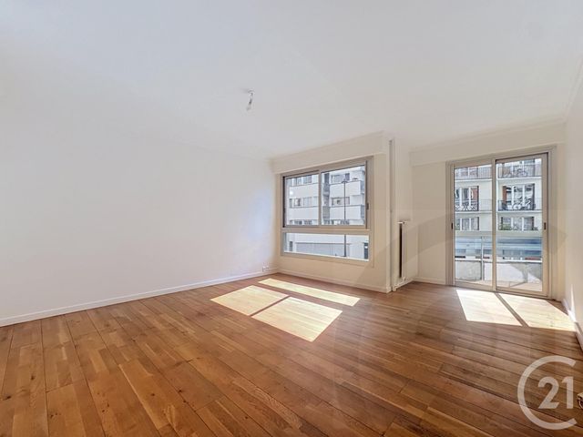 Appartement F3 à vendre - 3 pièces - 66.0 m2 - PARIS - 75018 - ILE-DE-FRANCE - Century 21 Joffrin Immobilier