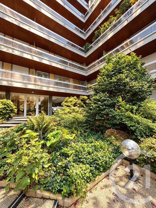 Appartement F3 à vendre - 3 pièces - 71.0 m2 - PARIS - 75018 - ILE-DE-FRANCE - Century 21 Joffrin Immobilier